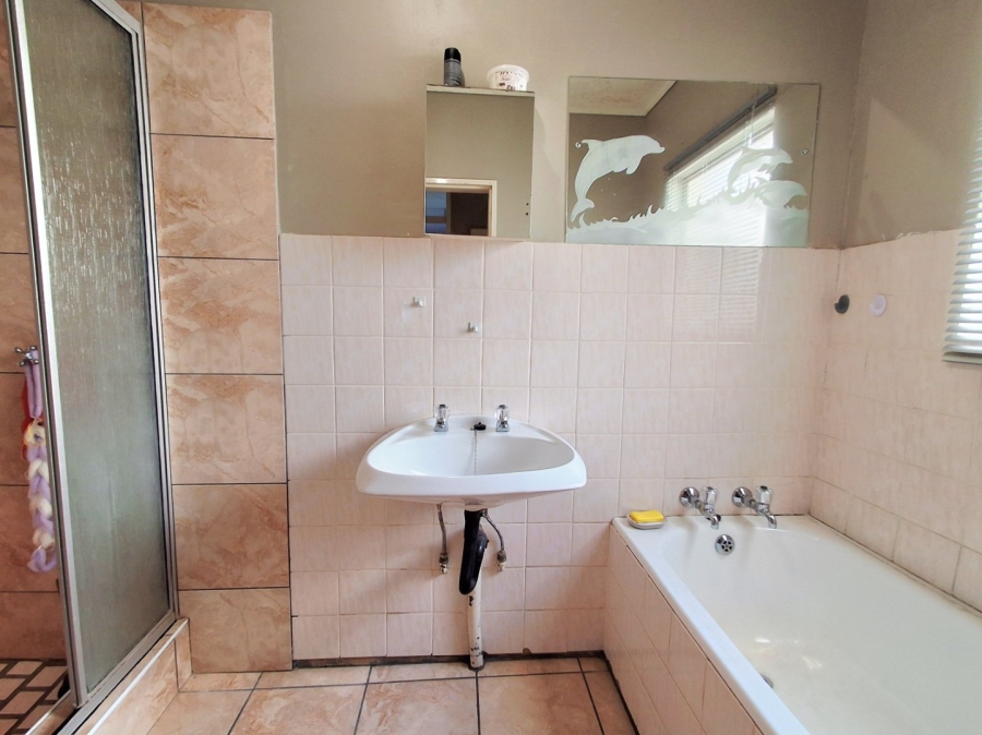 4 Bedroom Property for Sale in Sasolburg Ext 23 Free State